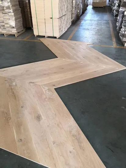 Grade Abcd Big Size Chevron Wooden Floor Tile Oak Hard Wood Engineered Parquet Flooring
