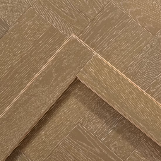 Precio de fábrica Pisos impermeables de parquet en espiga de madera de ingeniería Chevron de 15 mm